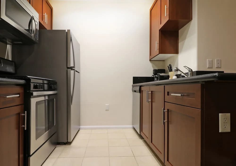 Downtown LA Artistic Apartments - photo 26