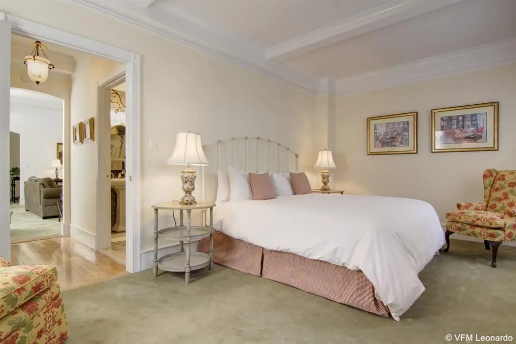 The Roger Smith Hotel - photo 50