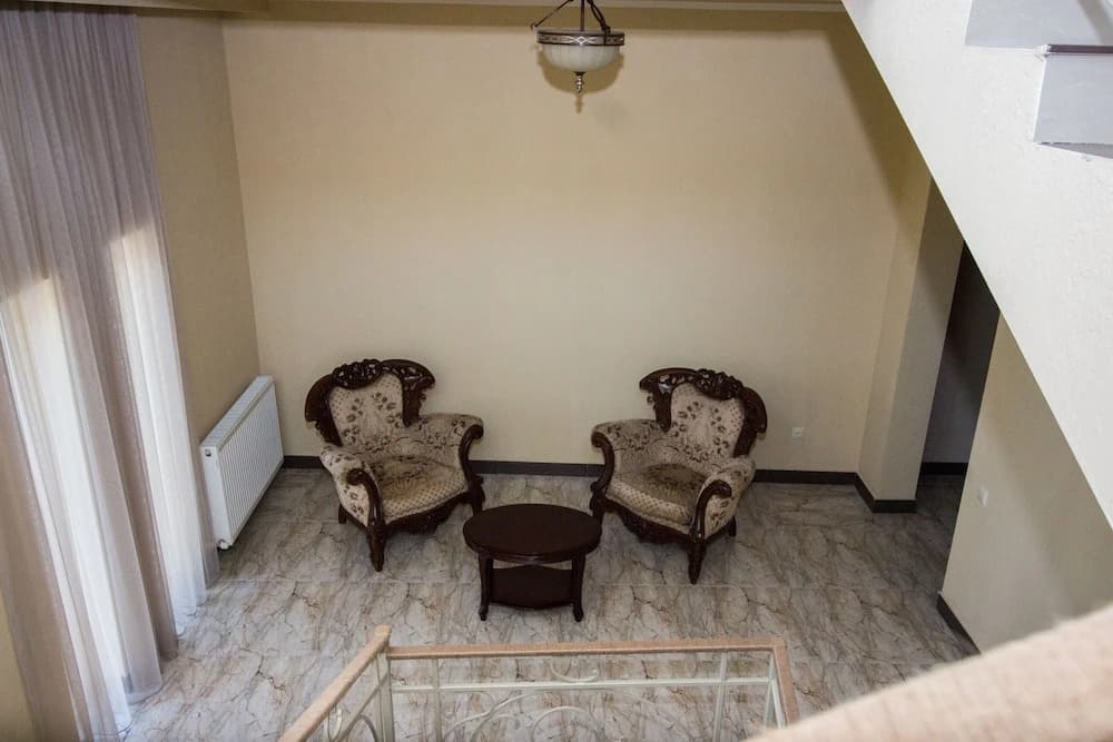 Tbili House - photo 12