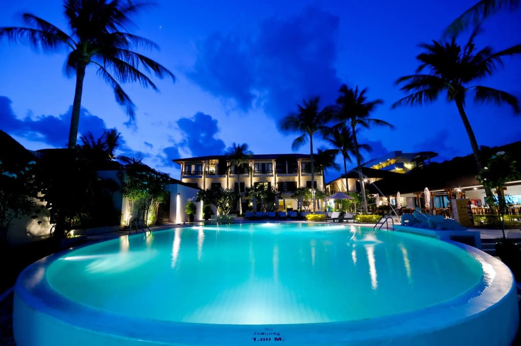 Iyara Beach Hotel & Plaza - photo 14