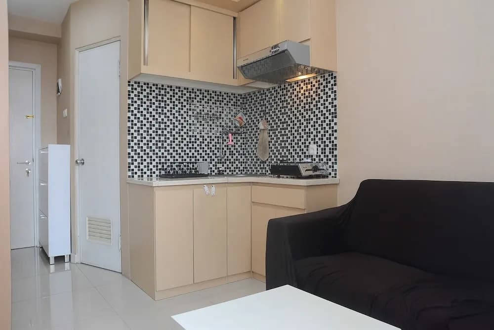 Furnished Green Pramuka City 2BR Apartment near Mall - photo 16