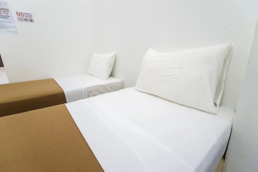 The Valai Hotel - photo 4
