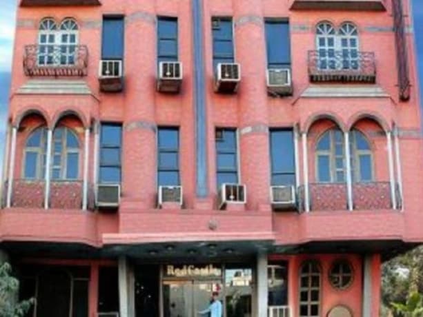 Hotel Red Castle - photo 1