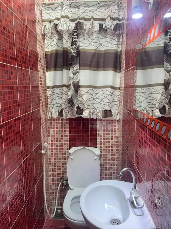 Spacious 3-bedroom Apartment With Balcony in Abbas el Akkad With City View - photo 8