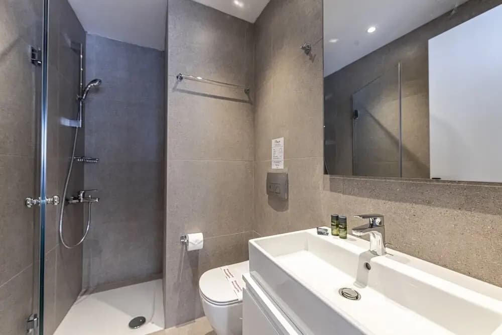 Phaedrus Living Executive Kriel Suites 201 - photo 7