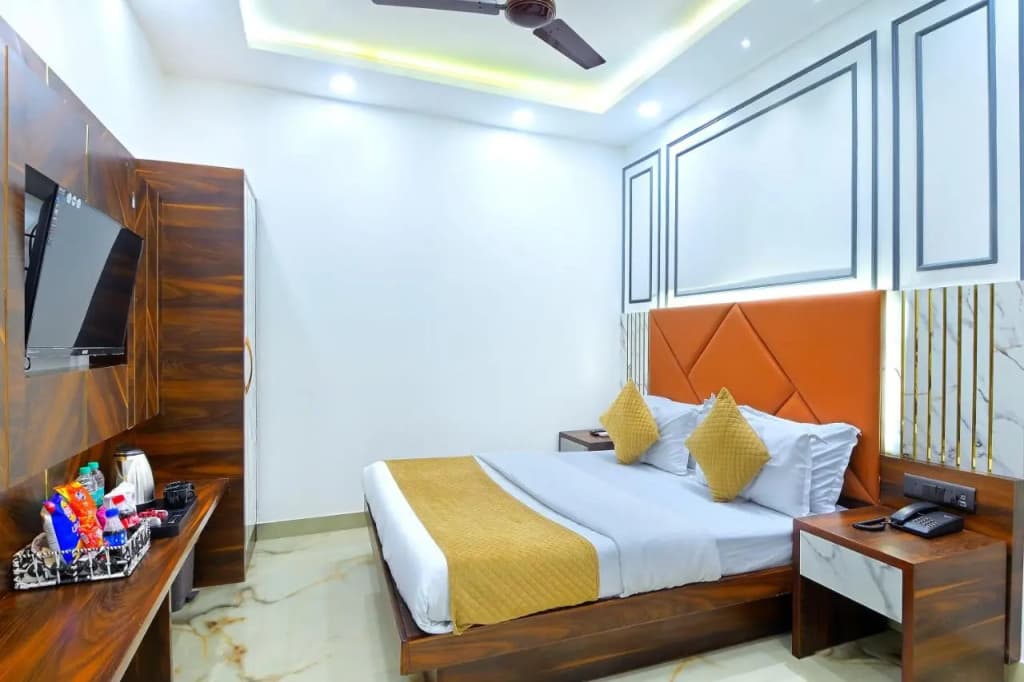 Nav Durga Guest House - photo 19