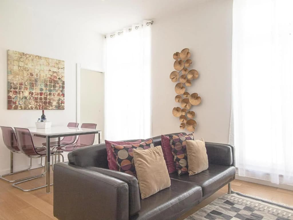 Baixa chiado 2 bedroom duplex apt with elevator - photo 9