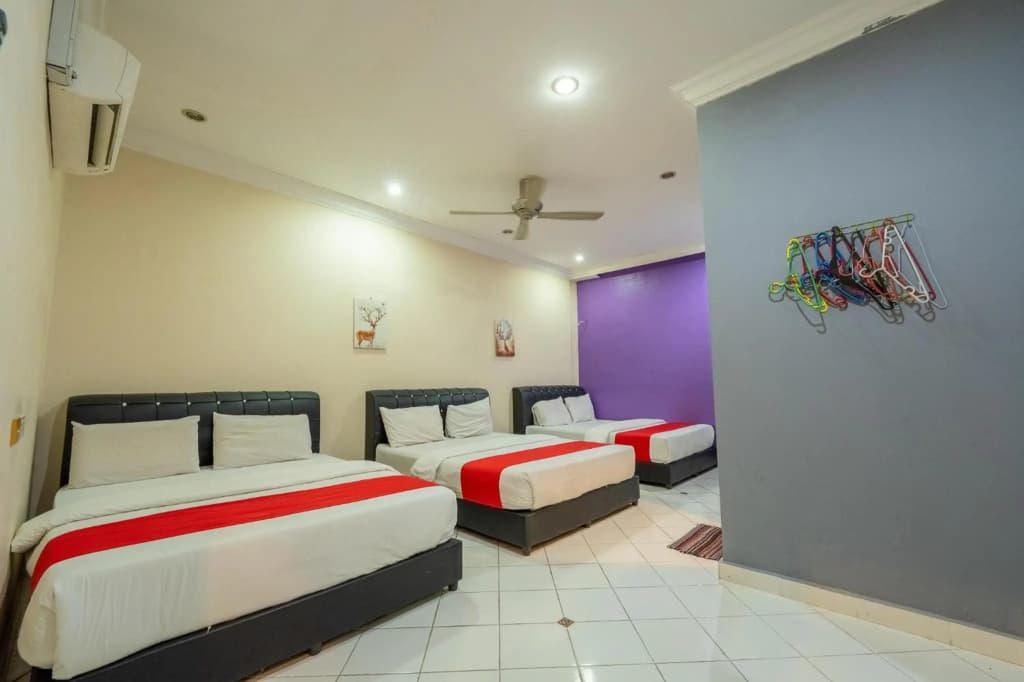 MK Homestay Wakaf Che Yeh with bathtub - Max 14 Pax - photo 36
