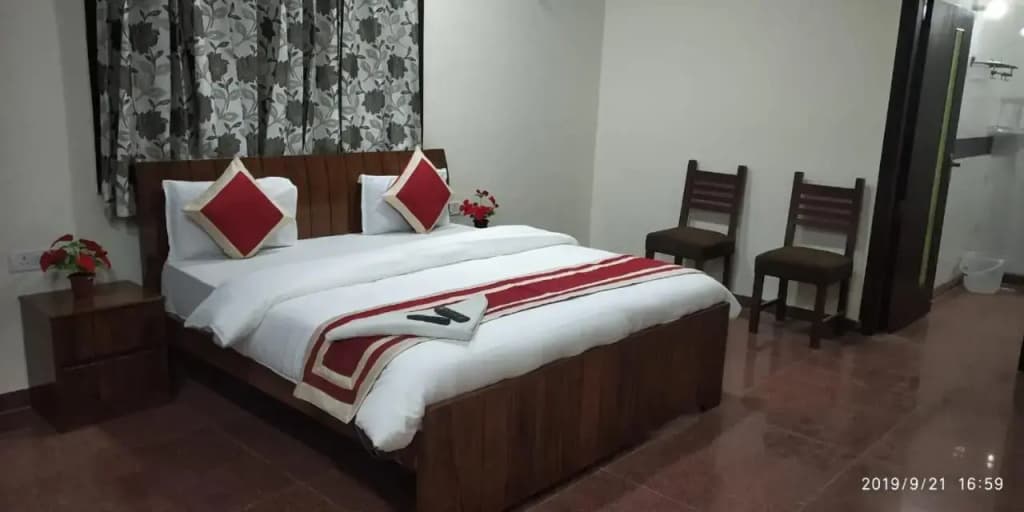 Kundan Palace Jasola - photo 1