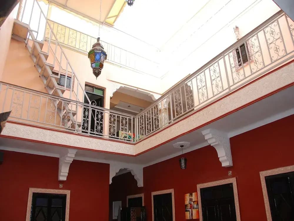 Red Castle Hostel - Backpacker - photo 2