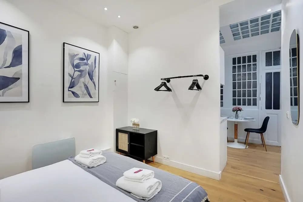 Apartment for 4 People in Bastille - photo 1