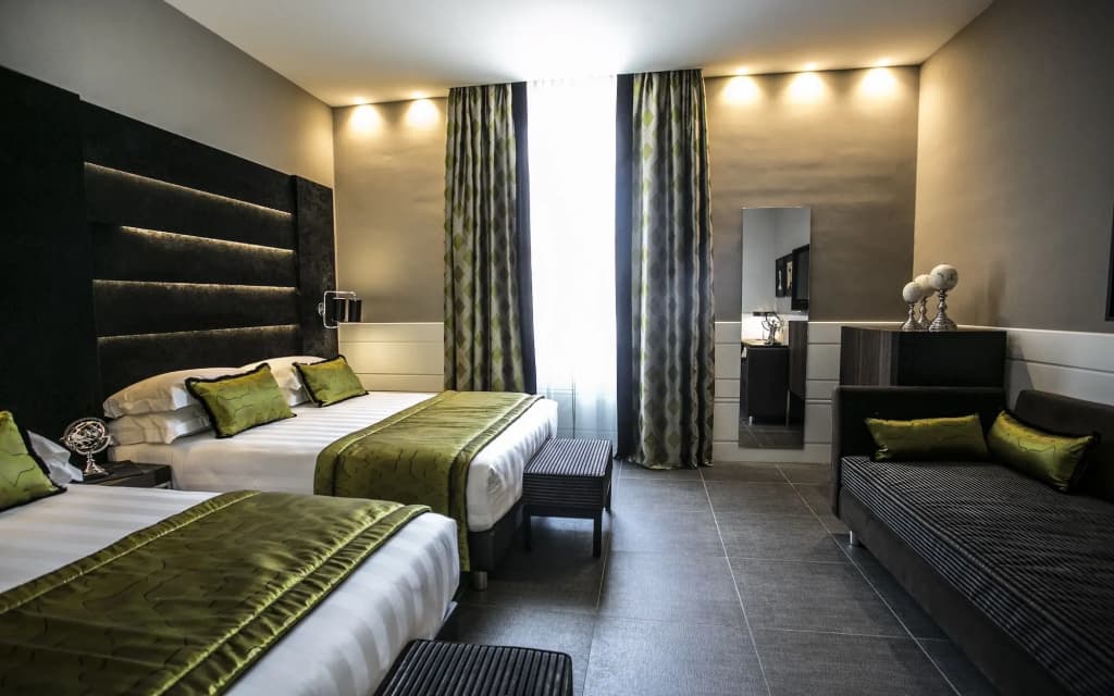 Hotel The Glam - photo 33