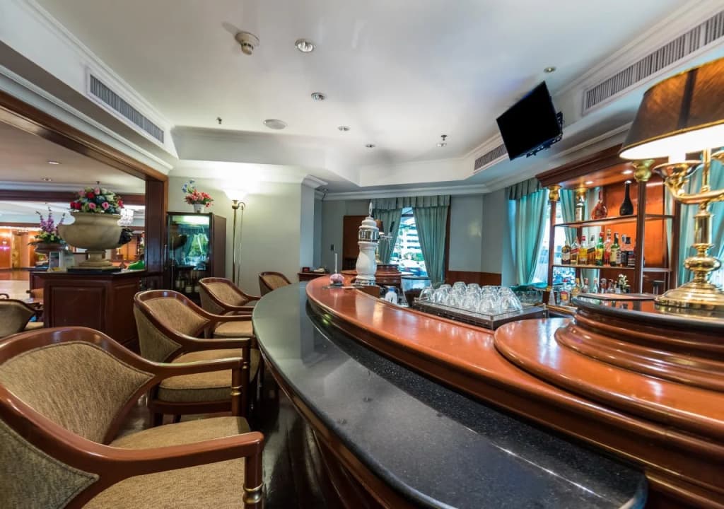 Evergreen Laurel Hotel Bangkok - photo 18