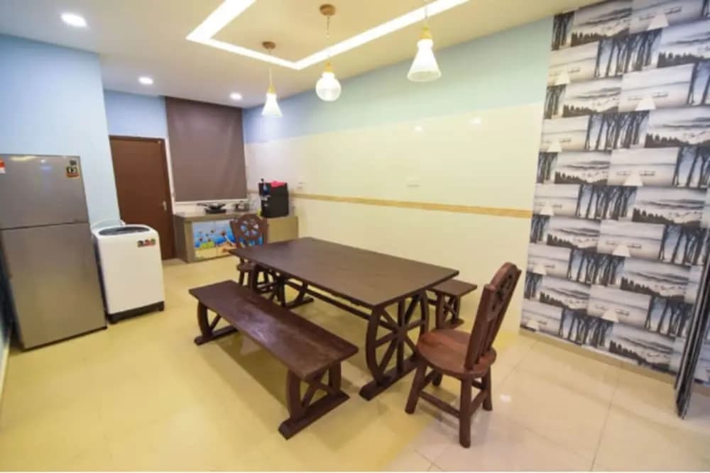 DaHong Five Star Homestay - photo 9