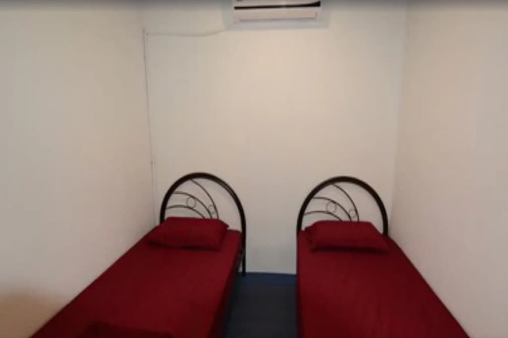 Submarine Guest House Central Market - Hostel - photo 4