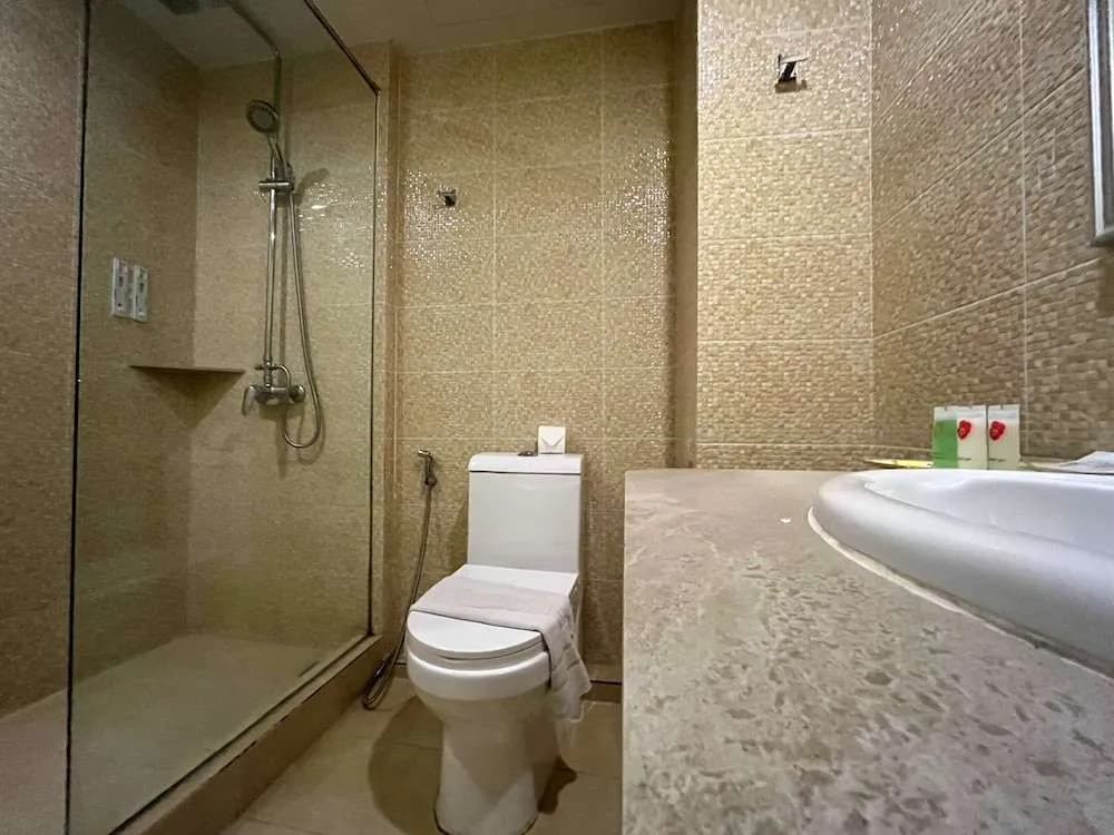 B Buri Hotel - photo 8