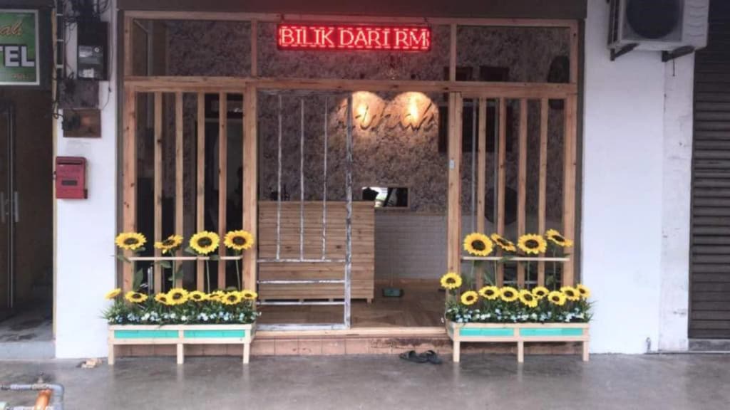 Hijrah Hotel - main photo