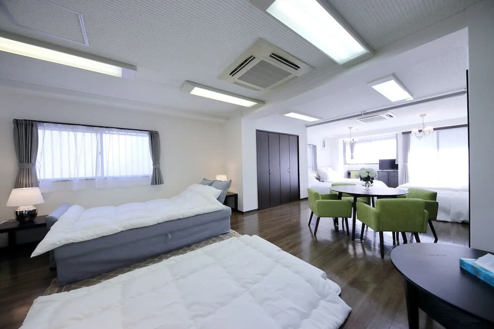 Osaka Namba Rakuraku Hotel - photo 37