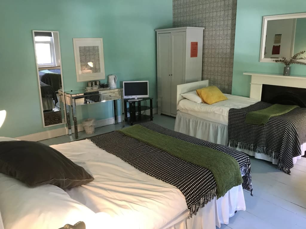 The Caspian Hotel - photo 3