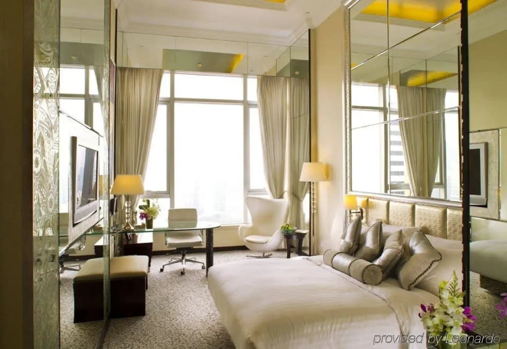 Regal Hongkong Hotel - photo 8