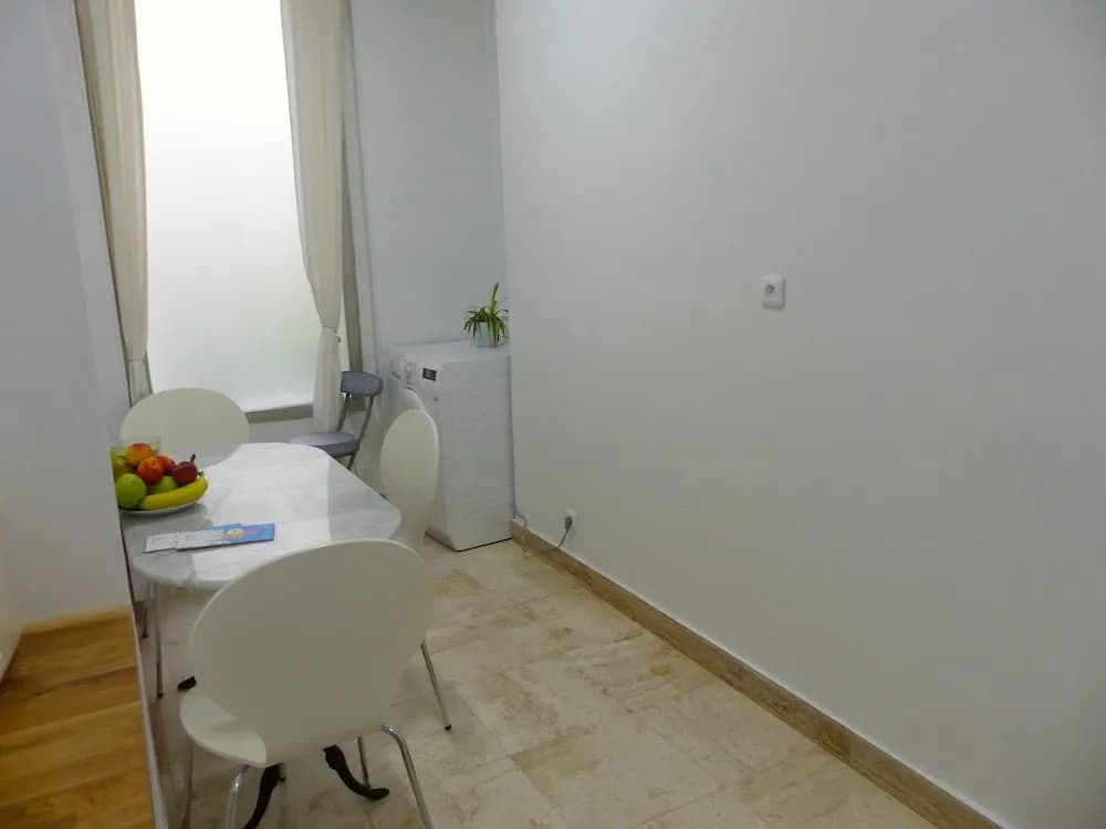 Rue Turgot Apartment - photo 18