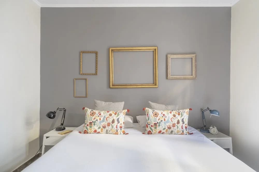 Lovely and Central 4 BR Apartment - photo 5
