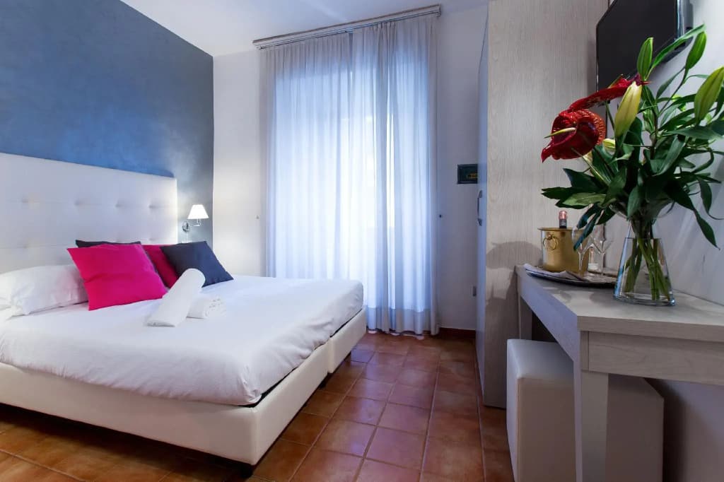 Hotel Gabriella - photo 17