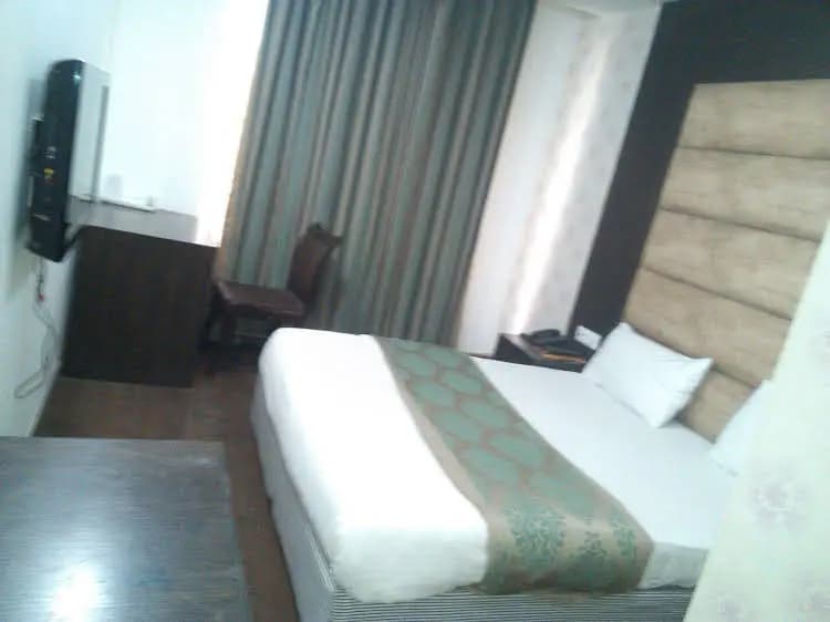Hotel International by Oyo - photo 5