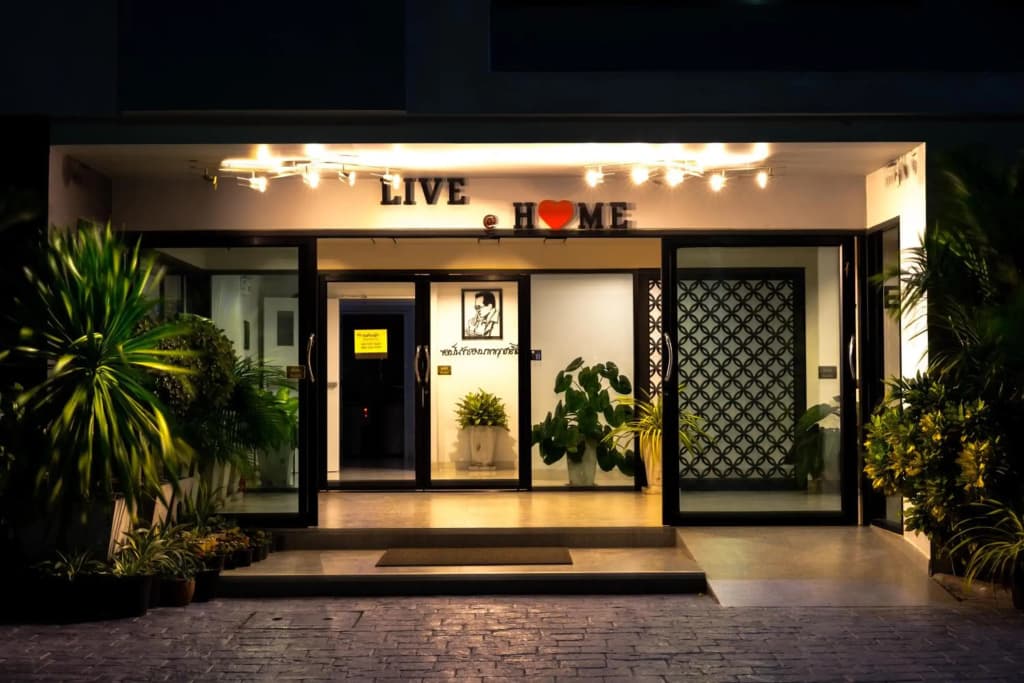 Aparthotel Live at Home Sukhumvit 105 - photo 1
