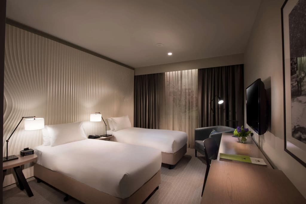 DoubleTree by Hilton Hotel Melbourne - Flinders Street - photo 4