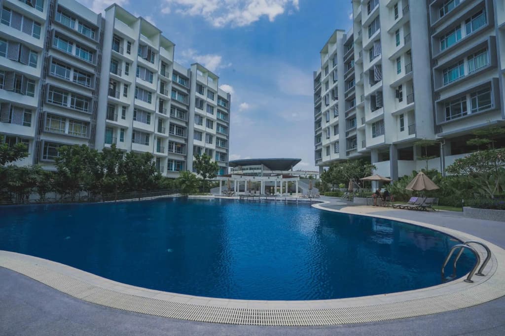 2BR FREE WiFi near Jusco Aeon Ikea Waterpark Tesco - photo 2