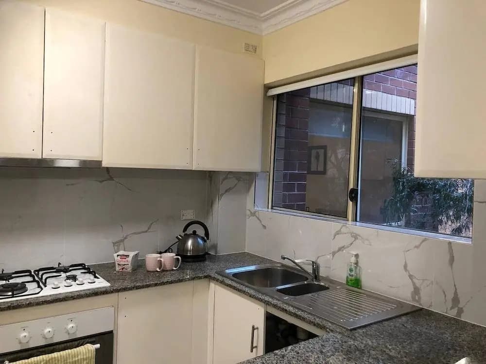 Escape to Strathfield for 8 guests - photo 10