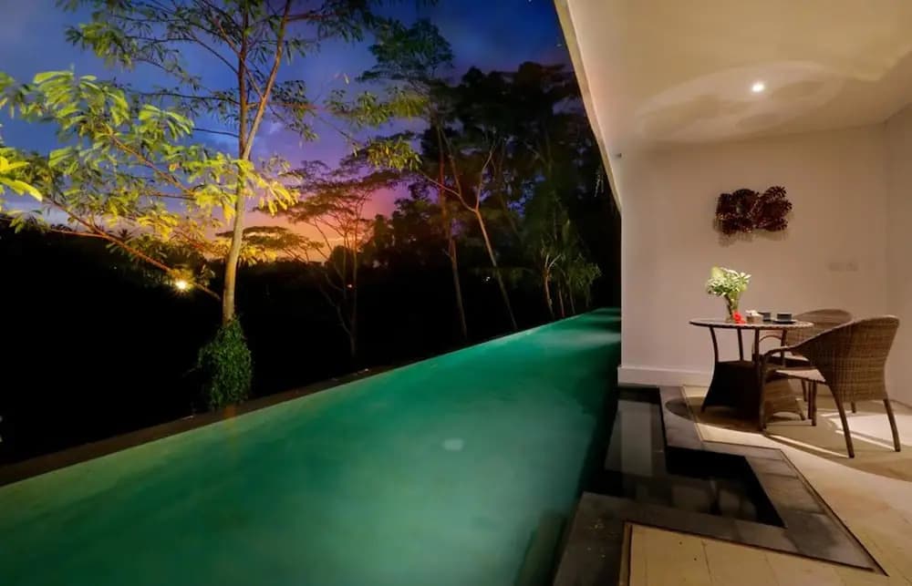 The Pandora Hotel - photo 32