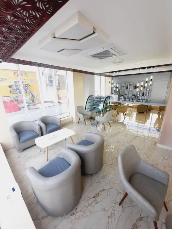 Diamond Star Hotel - photo 20
