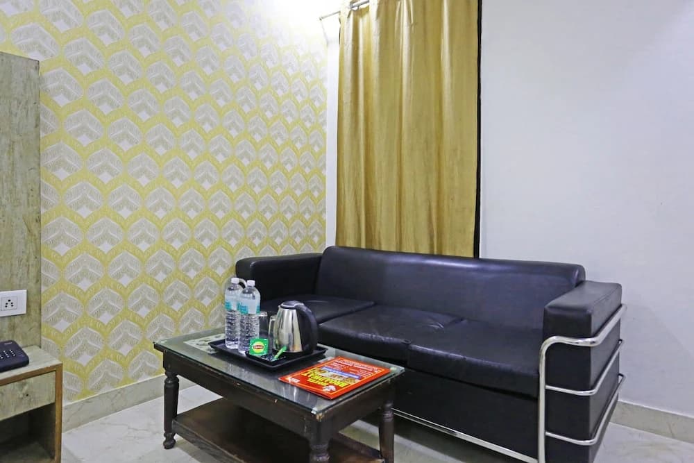 Hotel Broadway - photo 8