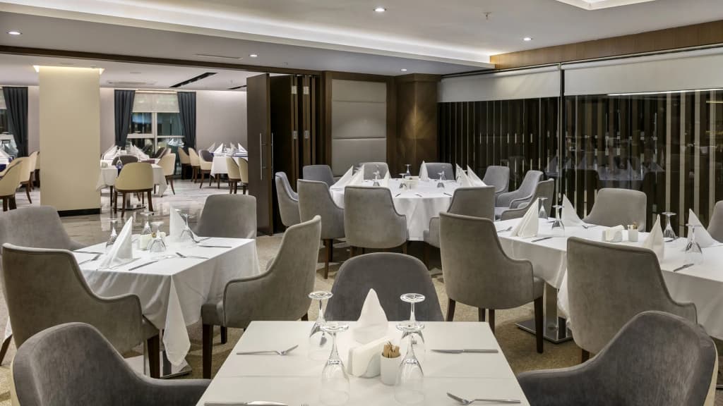 B Business Hotel & Spa - photo 34