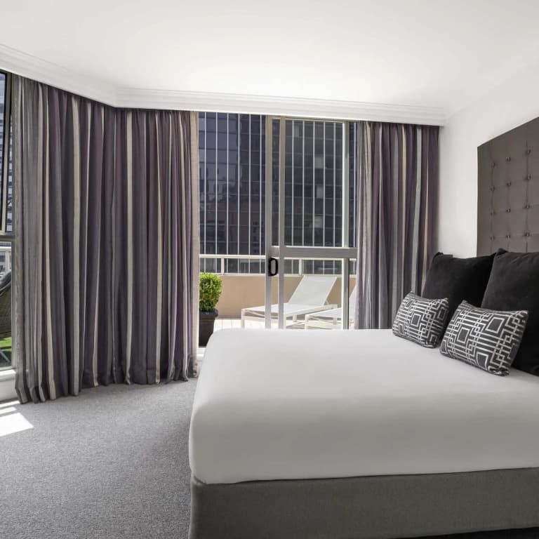 Mantra 2 Bond Street Sydney - photo 32