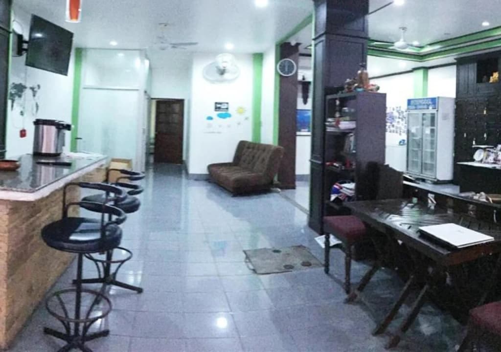 Patong Ours Guesthouse - photo 28