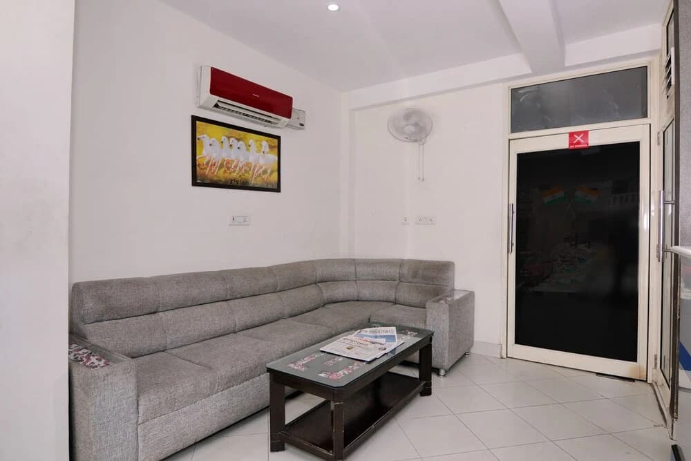 OYO Rooms Dwarka Sector 7 - photo 9