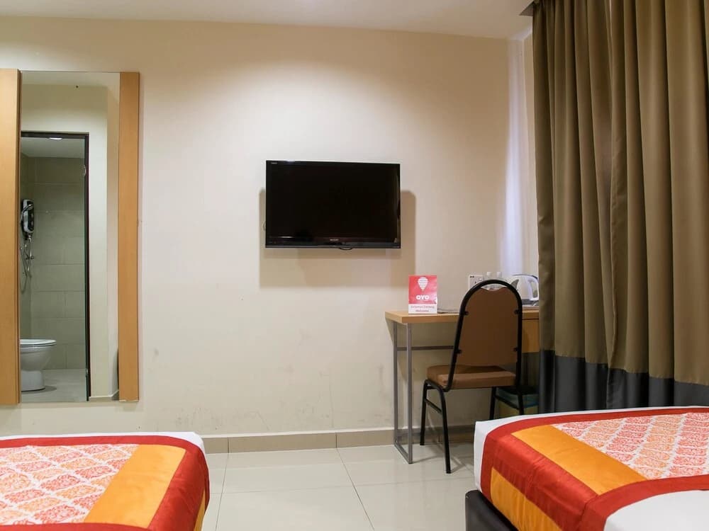 OYO 158 My Signature Hotel - photo 5