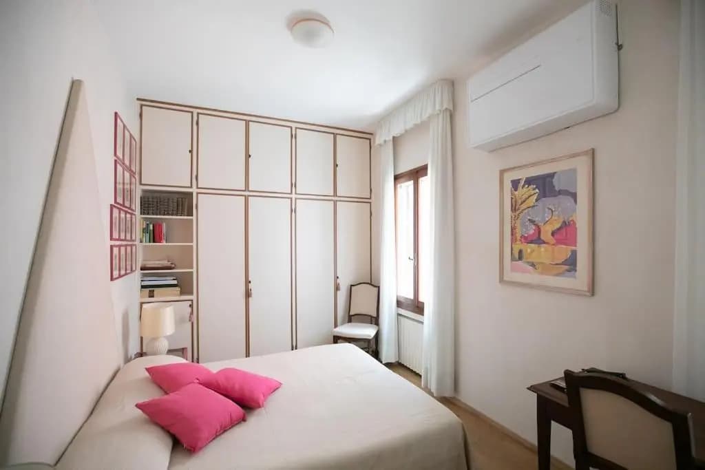 St Mark Apartments - photo 14