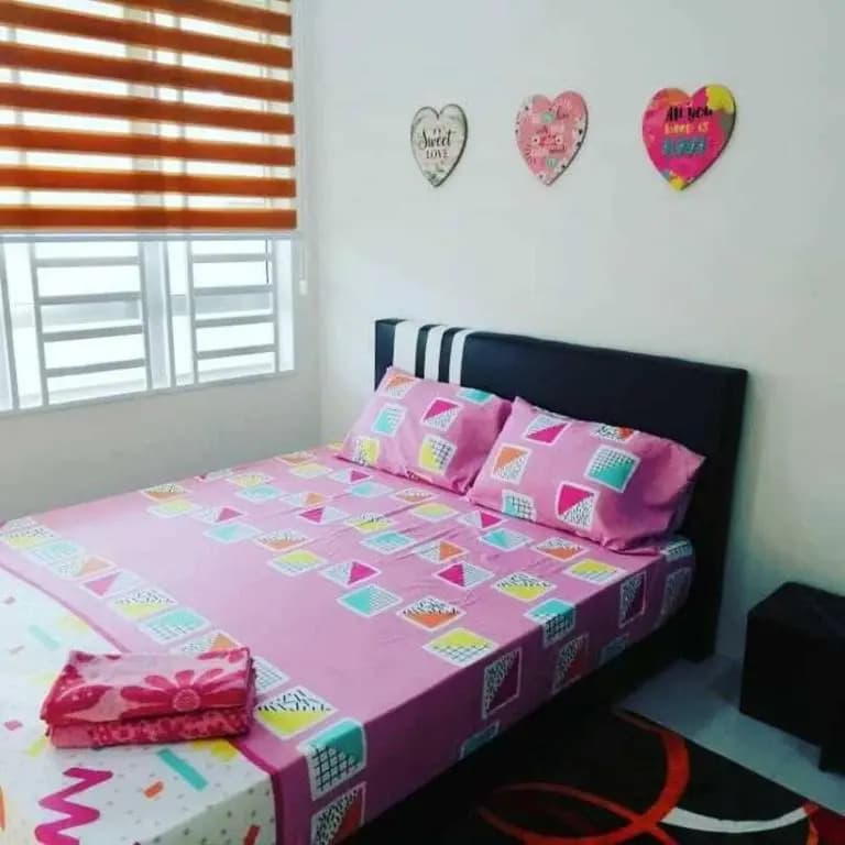 Nur Zahra Sungkai Homestay - photo 5