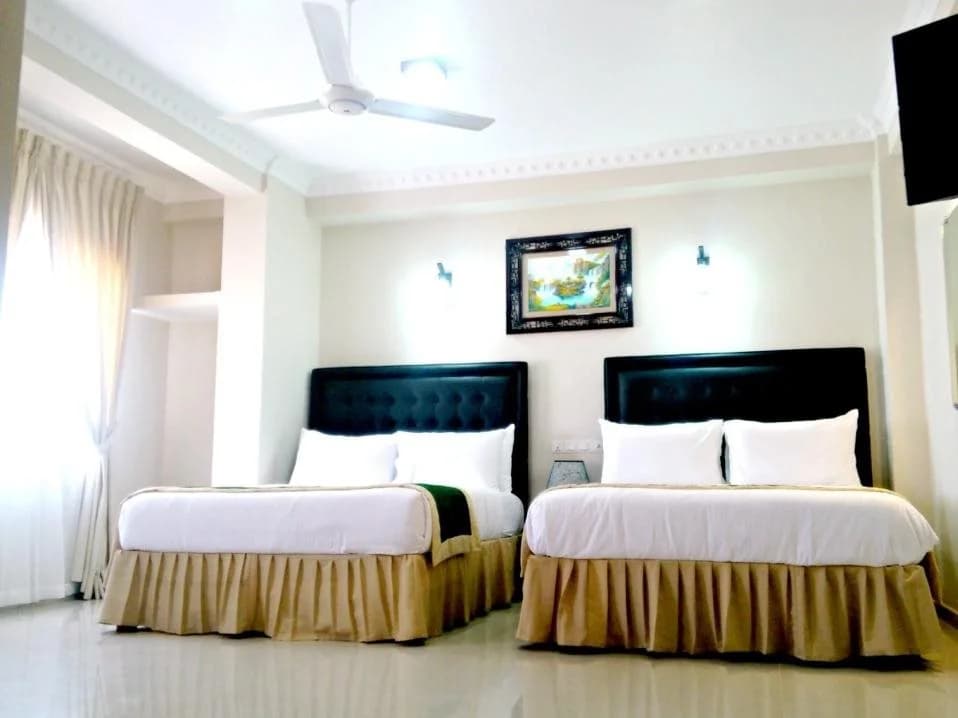 Lazaani Hotel Colombo - photo 6