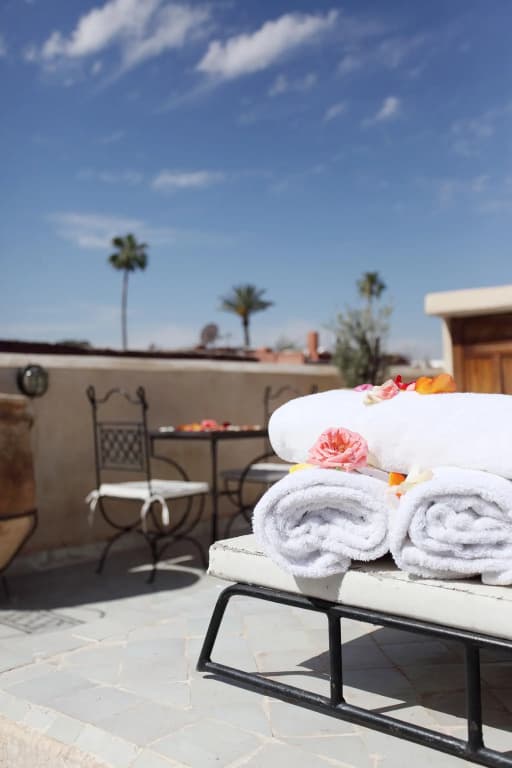 Riad White Flowers - photo 7