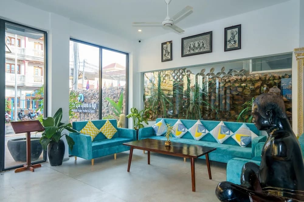 The Rabbit Hole Hotel & Spa - photo 16