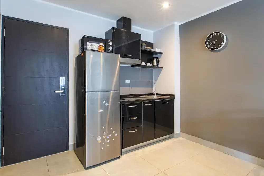 Modern Condo - 1BR T1-201 - photo 8