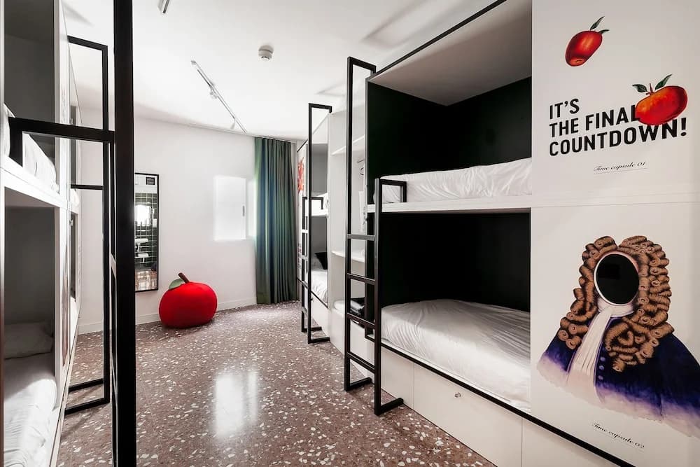 2060 The Newton Hostel & Market - photo 5