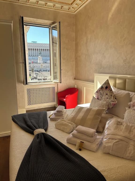 Piazza Venezia Luxury Suite - photo 8