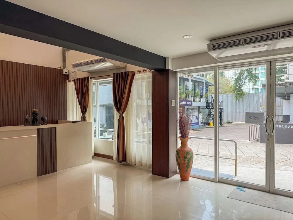 PL Residence Hotel Patamnak Soi 3 - photo 8