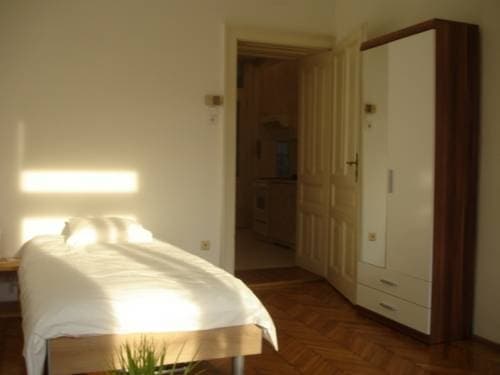 Vienna-Apartment-One Halbgasse - photo 2